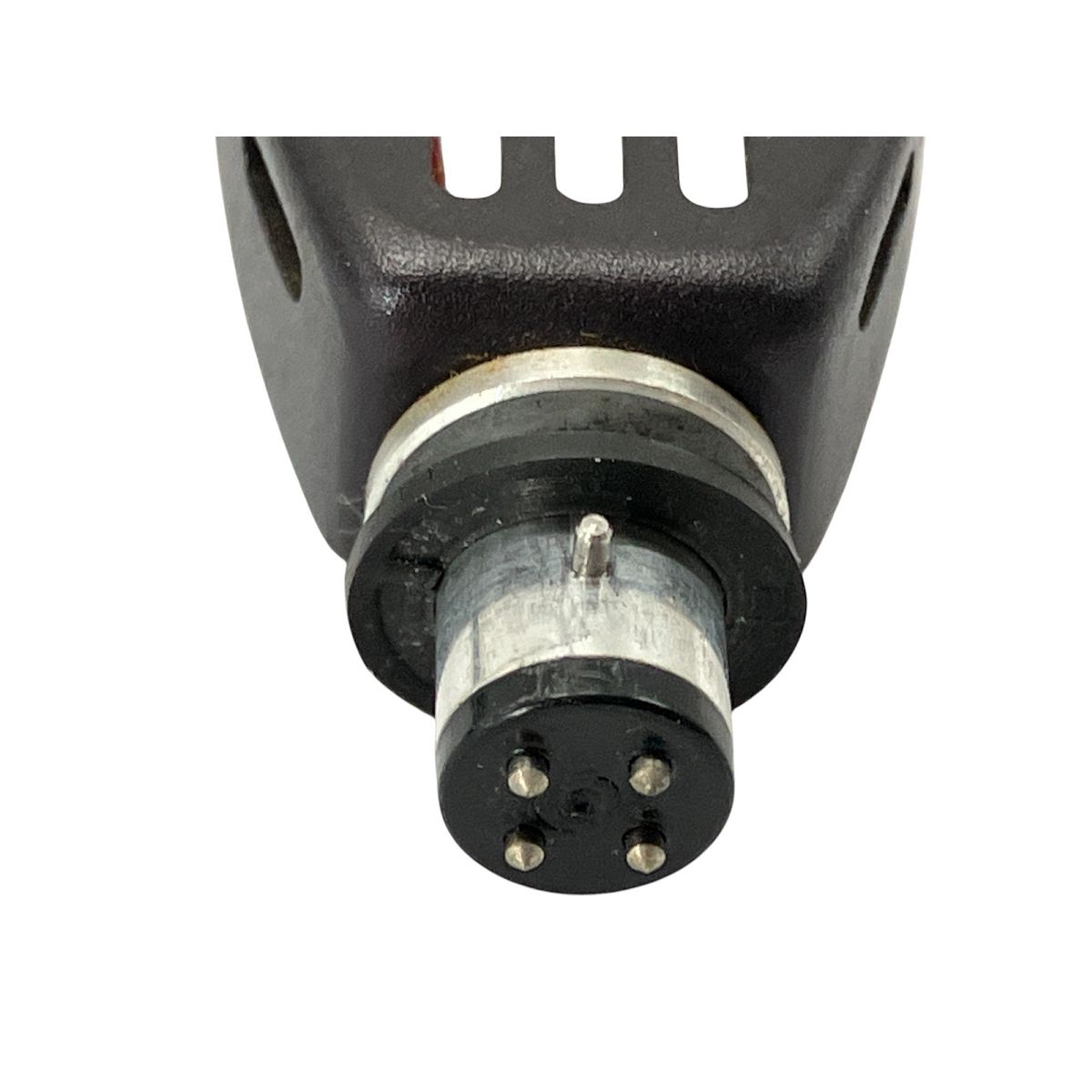 【送料無料 】 audio-technica オーディオテクニカ AT130E VM型 カートリッジ 音響機材 W10412468 欲しい商品を賢く購入。