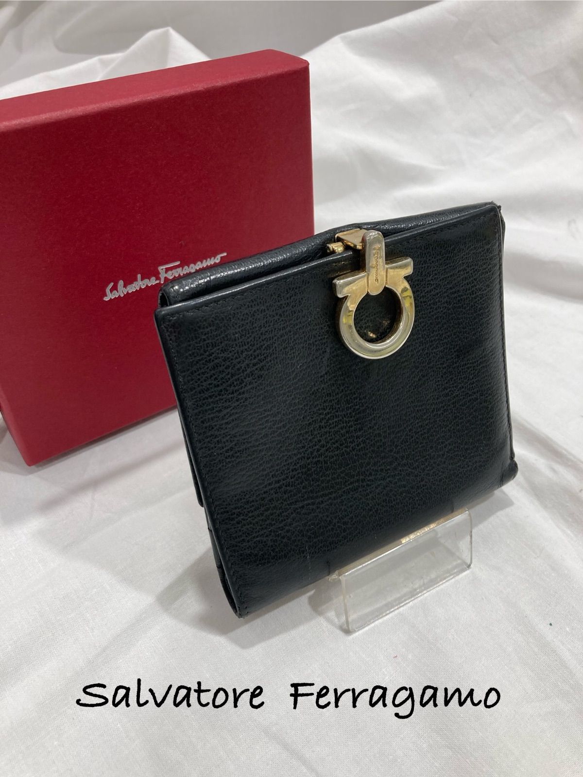 Salvatore Ferragamo サルヴァトーレフェラガモ 二つ折り財布 黒