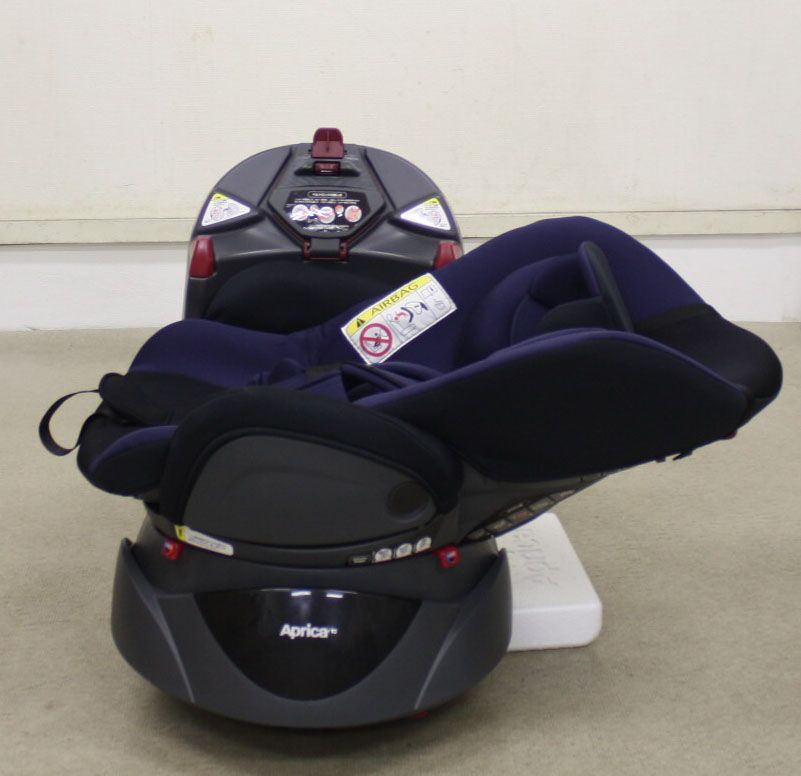 美品　Aprica　チャイルドシート　ディアターン　プラスAB　クリーニング済 アップリカ アップリカ ディアターンプラス AB Aprica