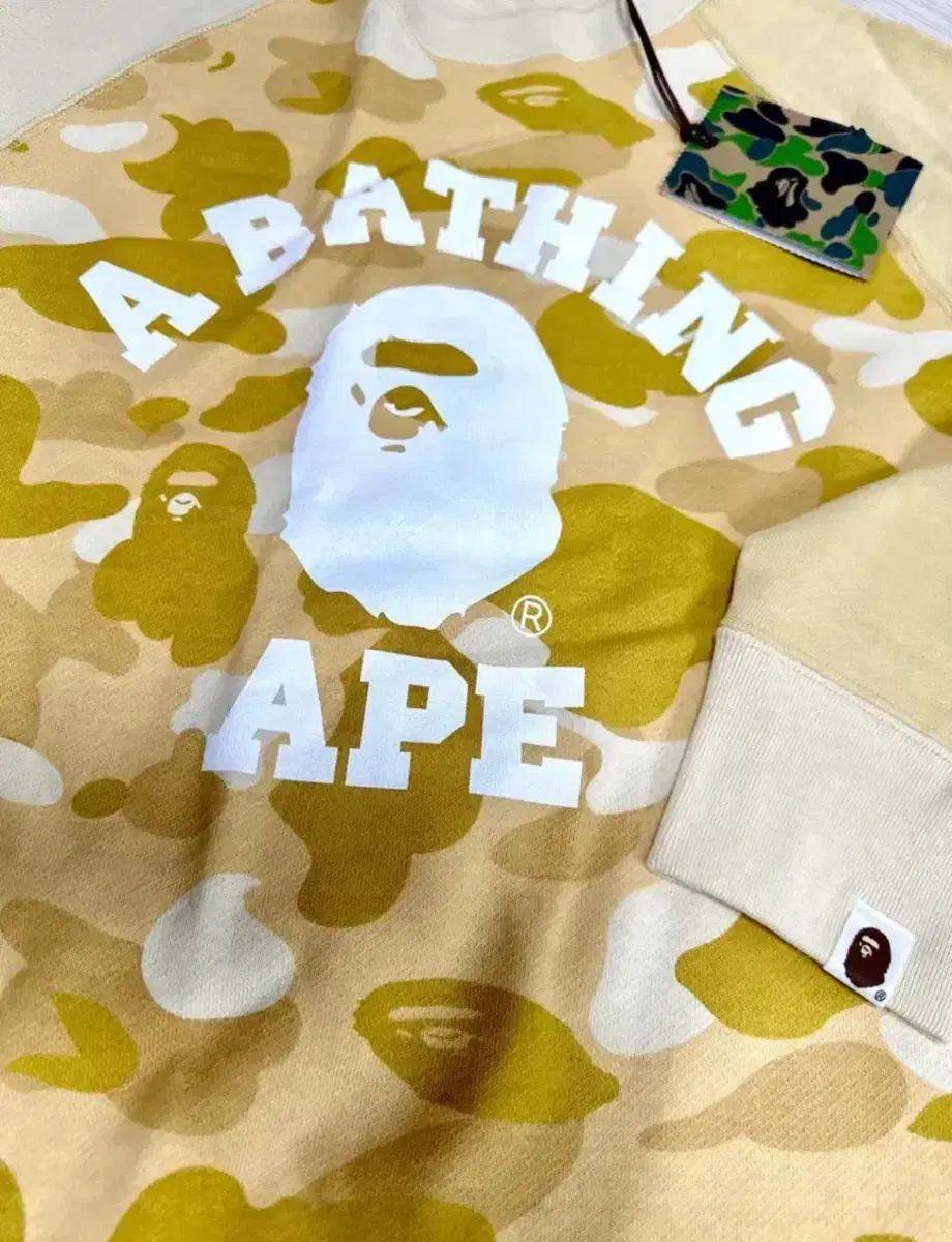 A BATHING APE アベイシングエイプ トレーナー