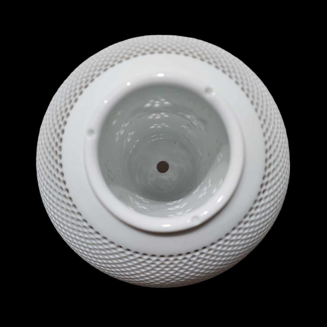 伊万里焼 幸仙作 白磁透し彫吊燈 燈籠 吊り燈籠 白磁 透かし