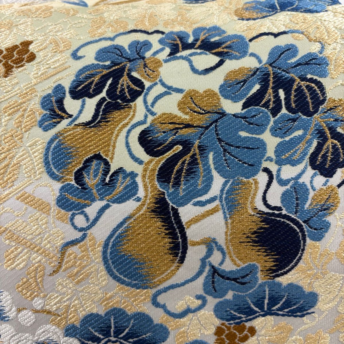 袋帯 美品 名品 松竹梅 唐織 箔 ベージュ 六通 正絹 【中古