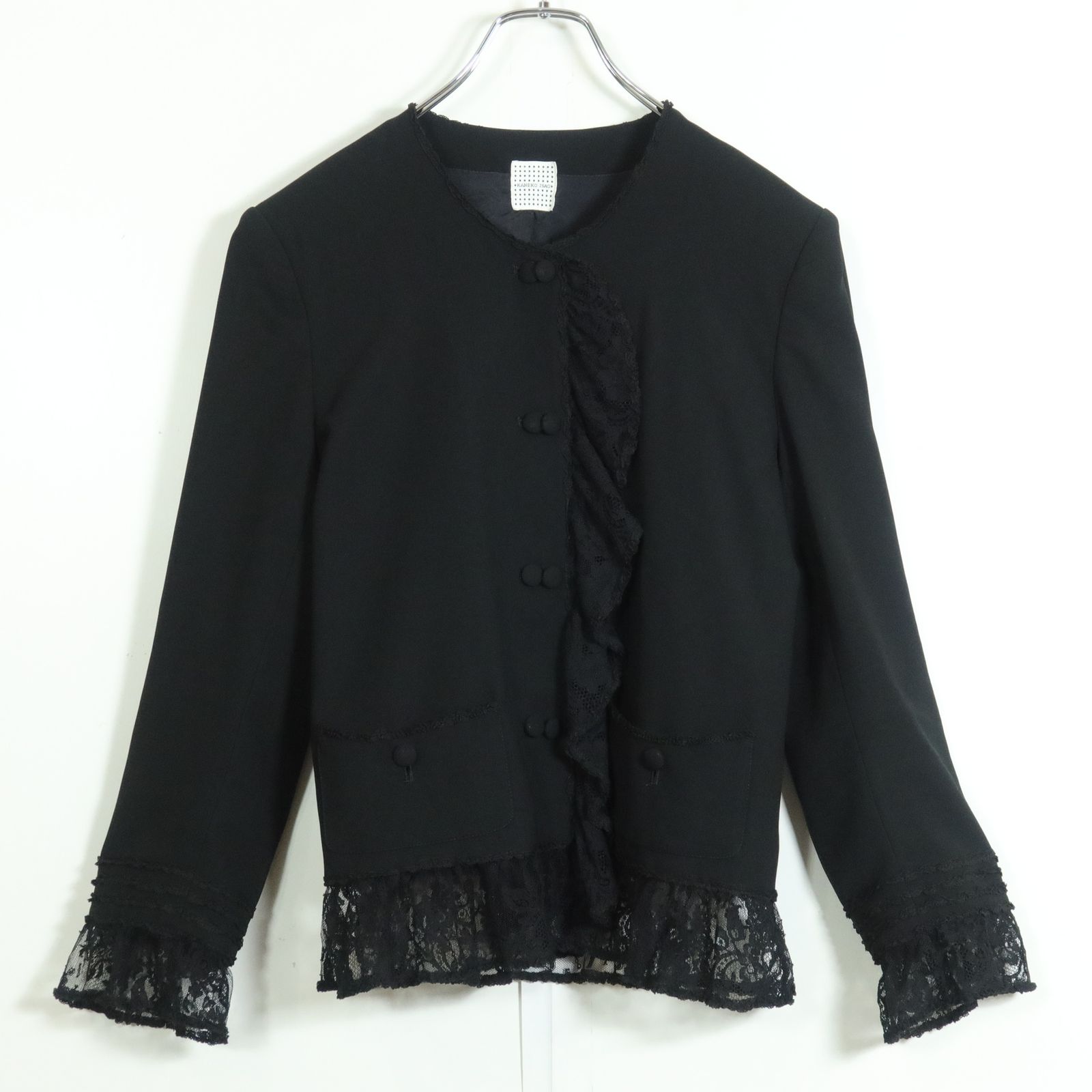 カネコイサオ　ノーカラー黒ツイードジャケット カネコイサオ☆レース使いノーカラージャケット 目を惹くダブルボタン