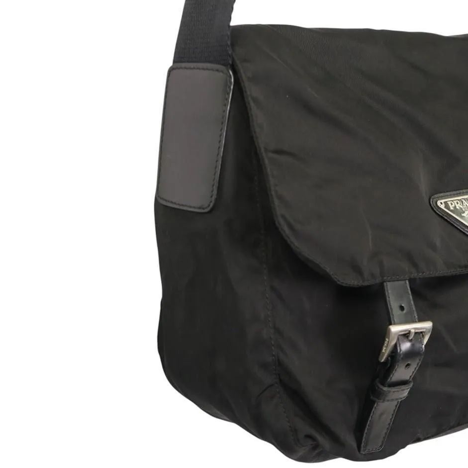 クロスボディー 斜め掛け