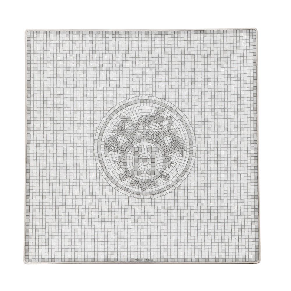 【未使用】HERMES エルメス　モザイク24 トレー トレー 〈モザイク 24〉 プラチナ PM | Hermès - エルメス-公式