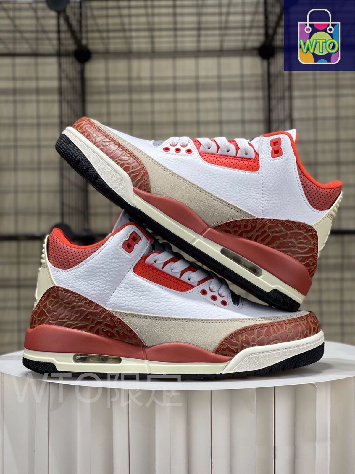 NIKE Air Jordan 3 Retro 赤/白 箱付き25.5cm NIKE Air Jordan 3 Retro 赤/白 箱付き25.5cm