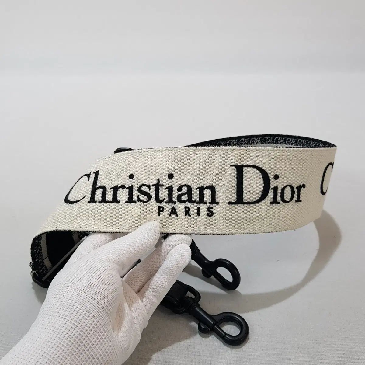 ディオール 刺繍