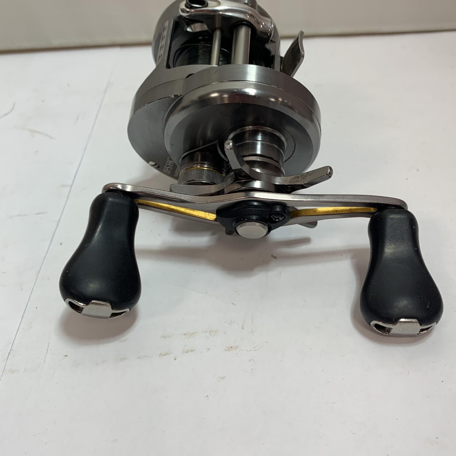 SHIMANO - ★★SHIMANO シマノ 17カルカッタコンクエストBFS HG  ベイトリール　キズあり 03675 SHIMANO - SHIMANO シマノ 17カルカッタコンクエストBFS HG