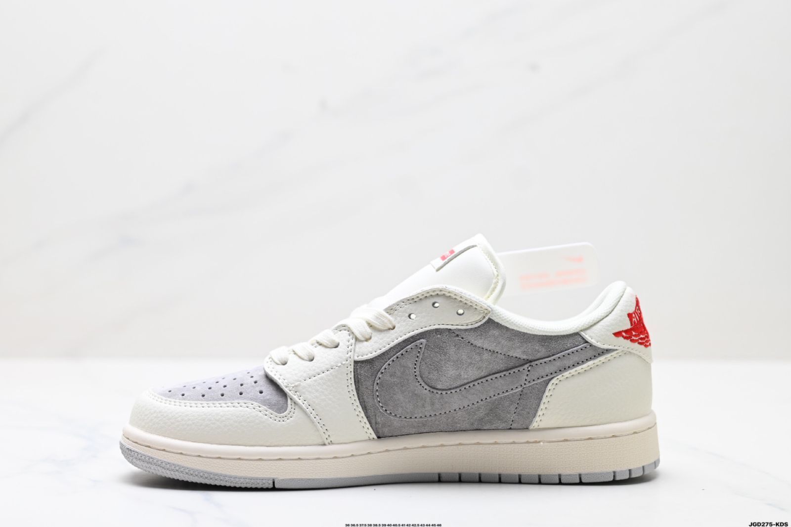 全新未使用ナイキ 逆スウッシュ Travis Scott x エアジョーダン1