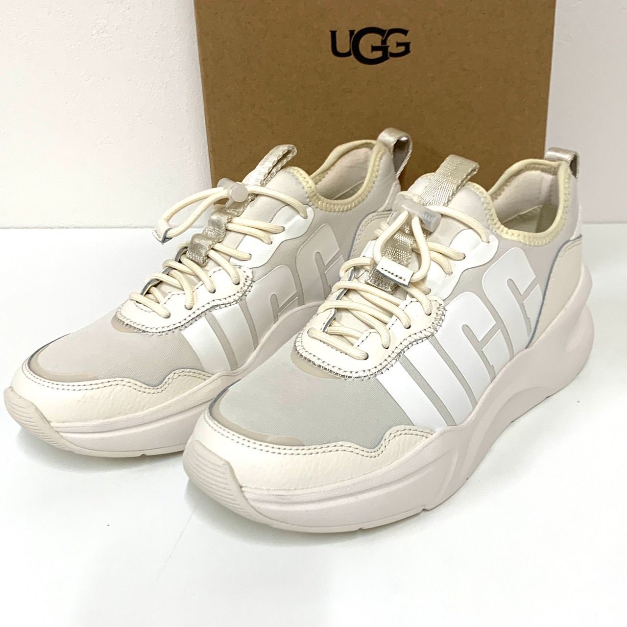 人気完売❤︎新品 UGG アグ ALLOWAY US 7 ❤︎24㎝ UGG】アグ/LA DAZEスニーカー/23.5cm/ホワイト/1114494/未使用品