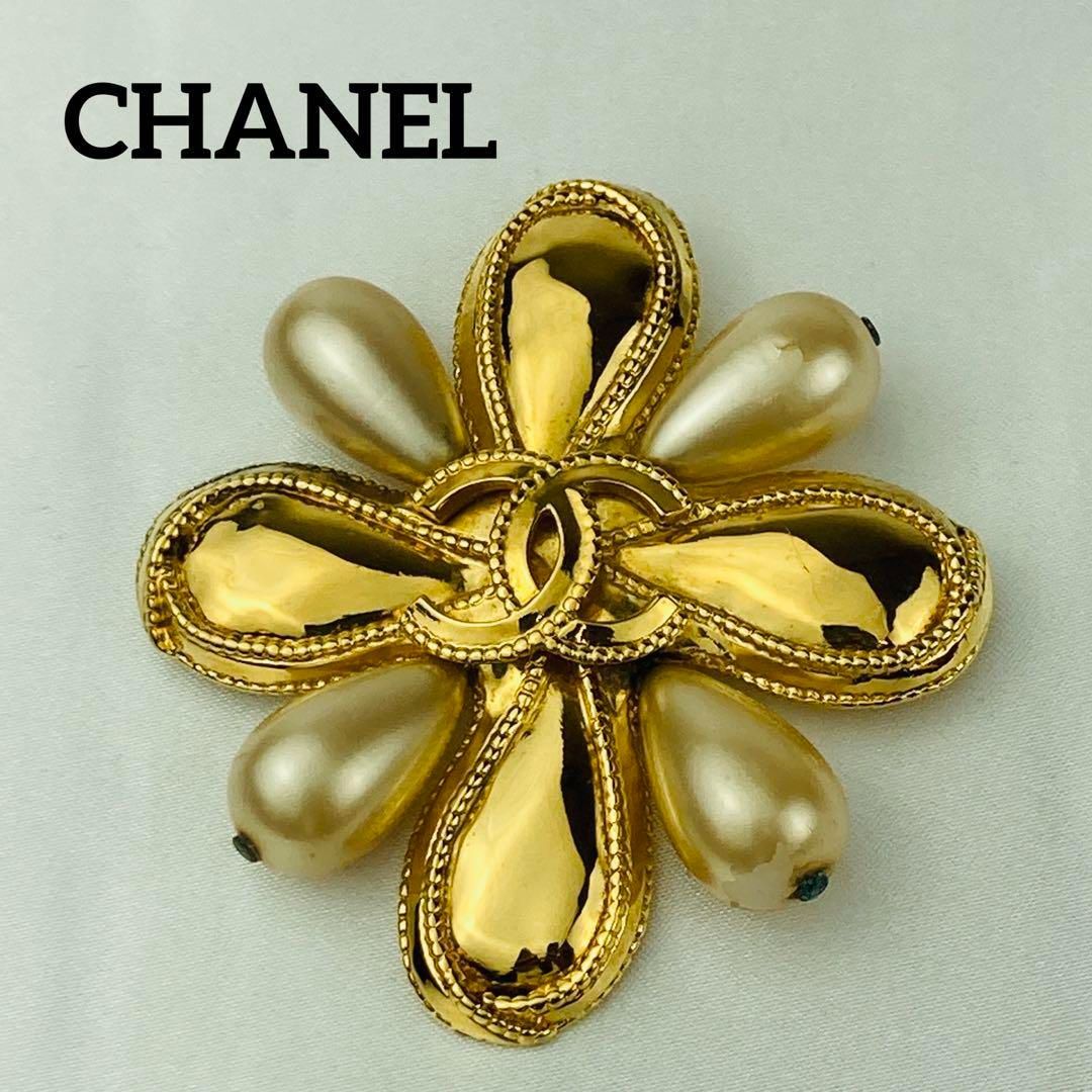 シャネル ココマーク フェイクパール ブローチ フラワーモチーフ