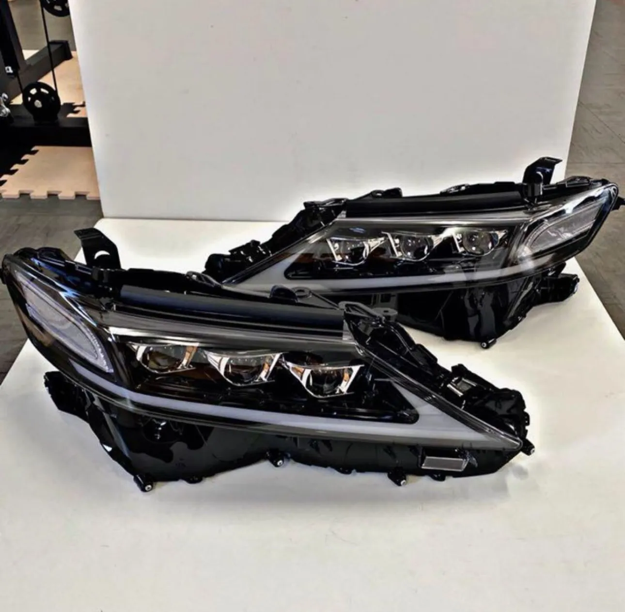 2025年最新】カムリ70ヘッドライトの人気アイテム - メルカリ