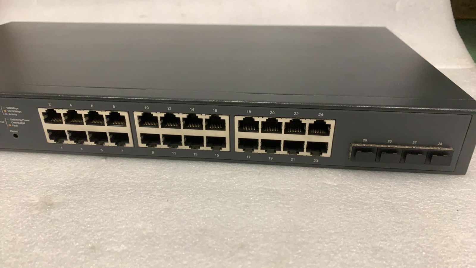 JetStream 24ポート