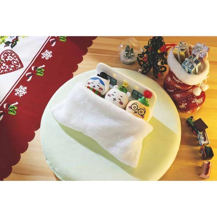 【メルカリ便】ちいかわ ハッピーホリデーなおやすみベッドと繋がるマスコットセット Amazon.co.jp: ちいかわ ハッピーホリデーなおやすみベッドと