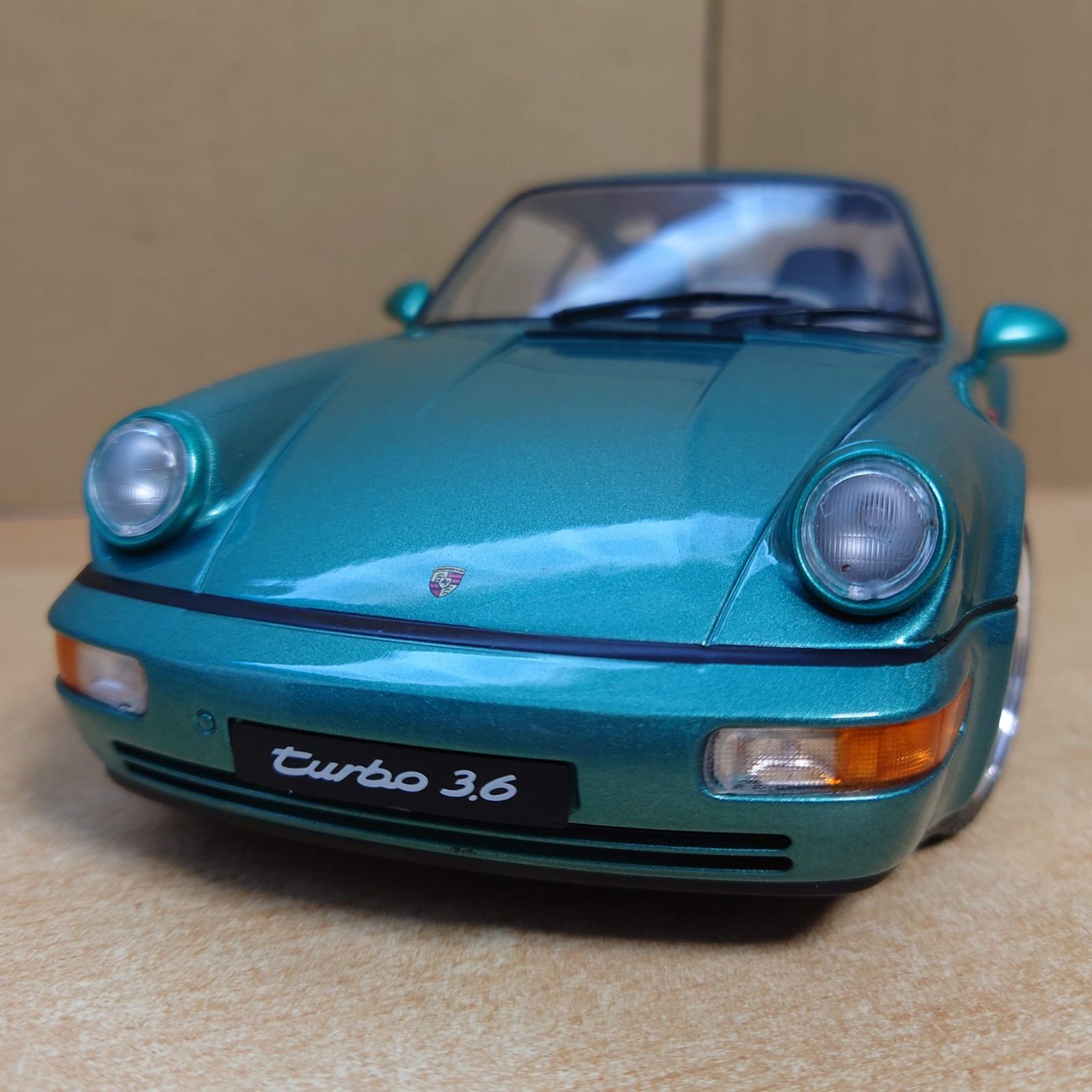 1/18 ポルシェ 964 ターボ 1991 グリーン Porsche ソリド製 - メルカリ