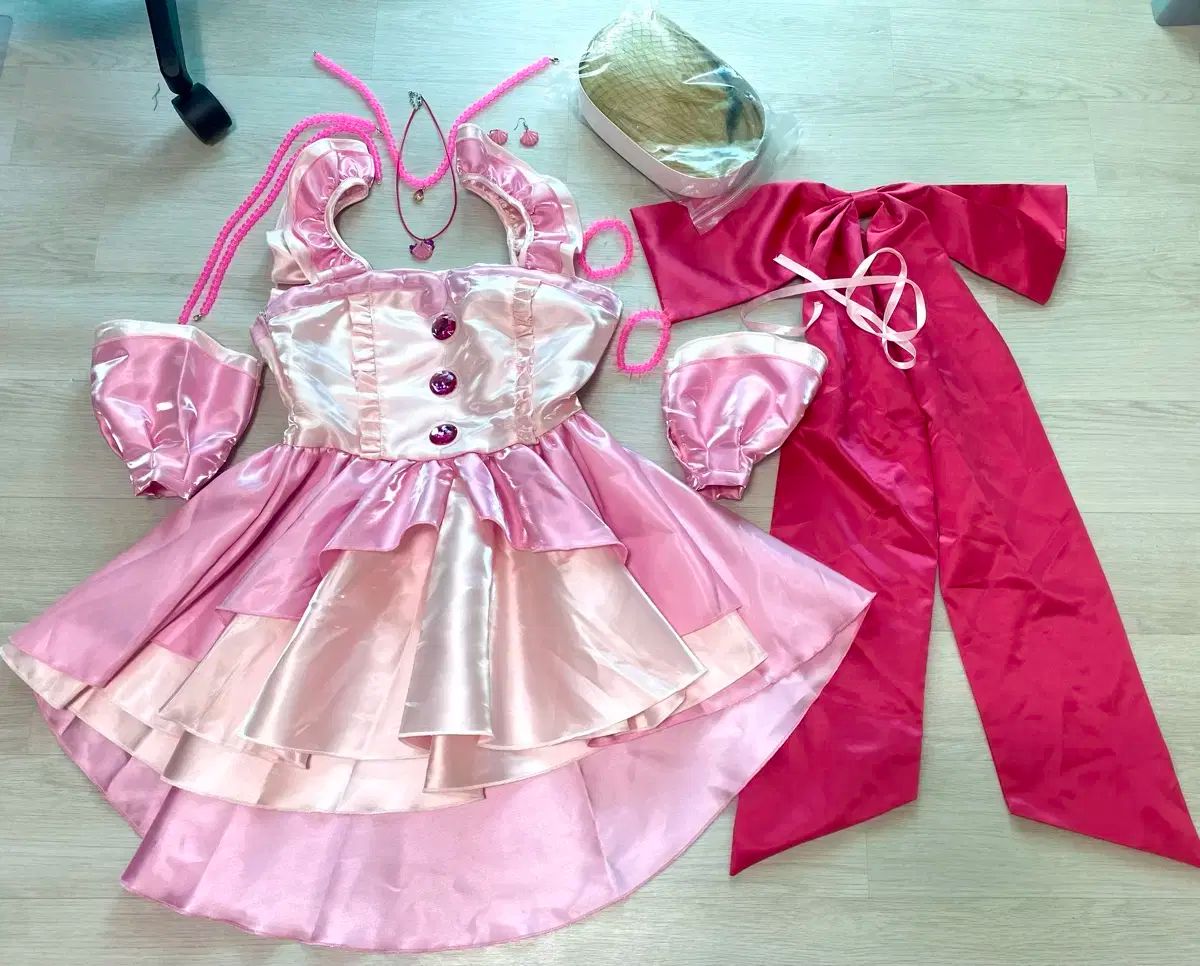 小紋 フルセット 蝶 椿（帯） 夜空を舞う蝶 縮緬 着物 H0 正絹単衣小紋