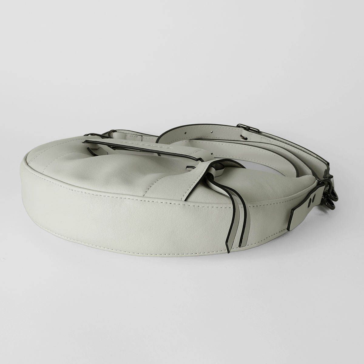 【新品・未使用】longchamp ロンシャン　ショルダーバッグ　ボディバッグ LONGCHAMP ロンシャン ショルダーバッグ LE FOULONNE ル