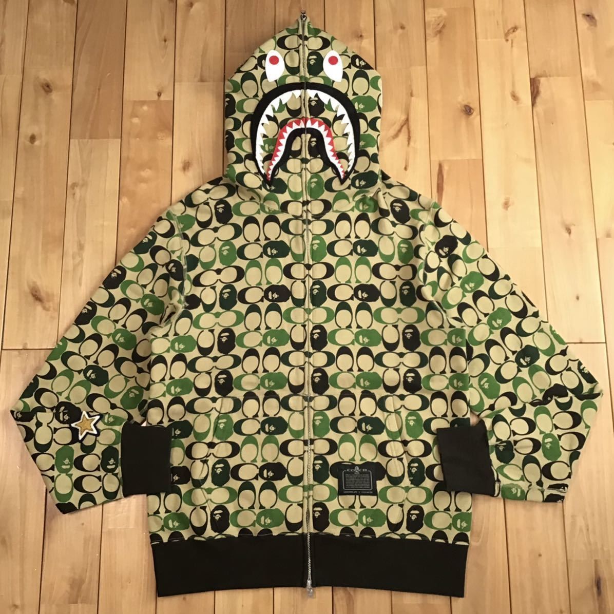 a bathing ape shark Parker Lサイズ BAPE | www.fleettracktz.com