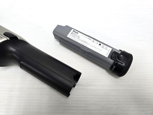 シャーク 掃除機 WV406JGG スティッククリーナー 中古 動作品 Amazon | Shark シャーク 掃除機 ハンディクリーナー コードレス