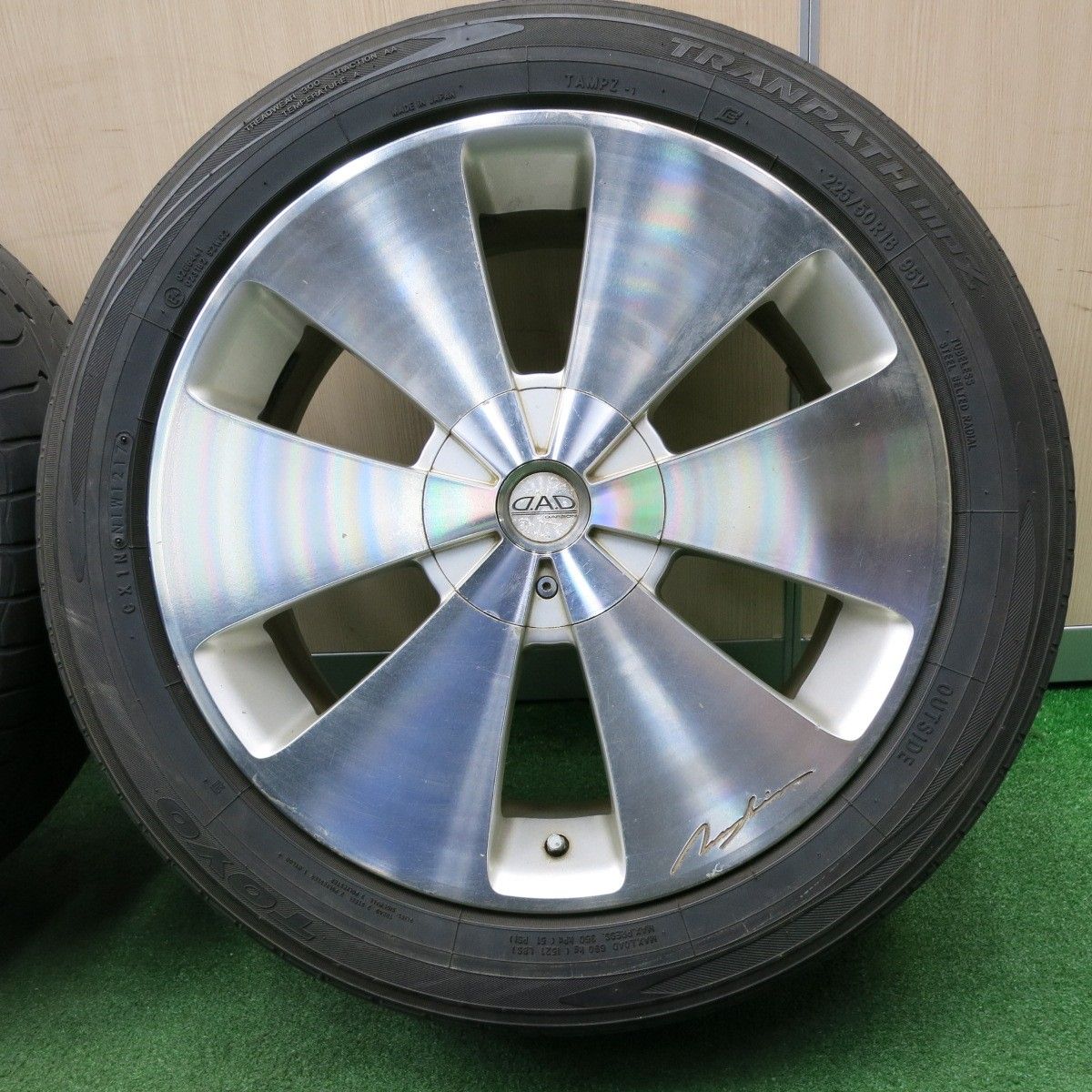 送料無料* 4本価格☆D.A.D GARSON ZUENGLEIN 225/50R18 トーヨー