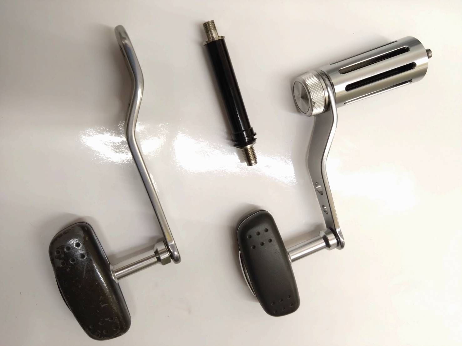 希少 シマノ SHIMANO スーパーエアロ テクニウムMg 0.8/1.0号