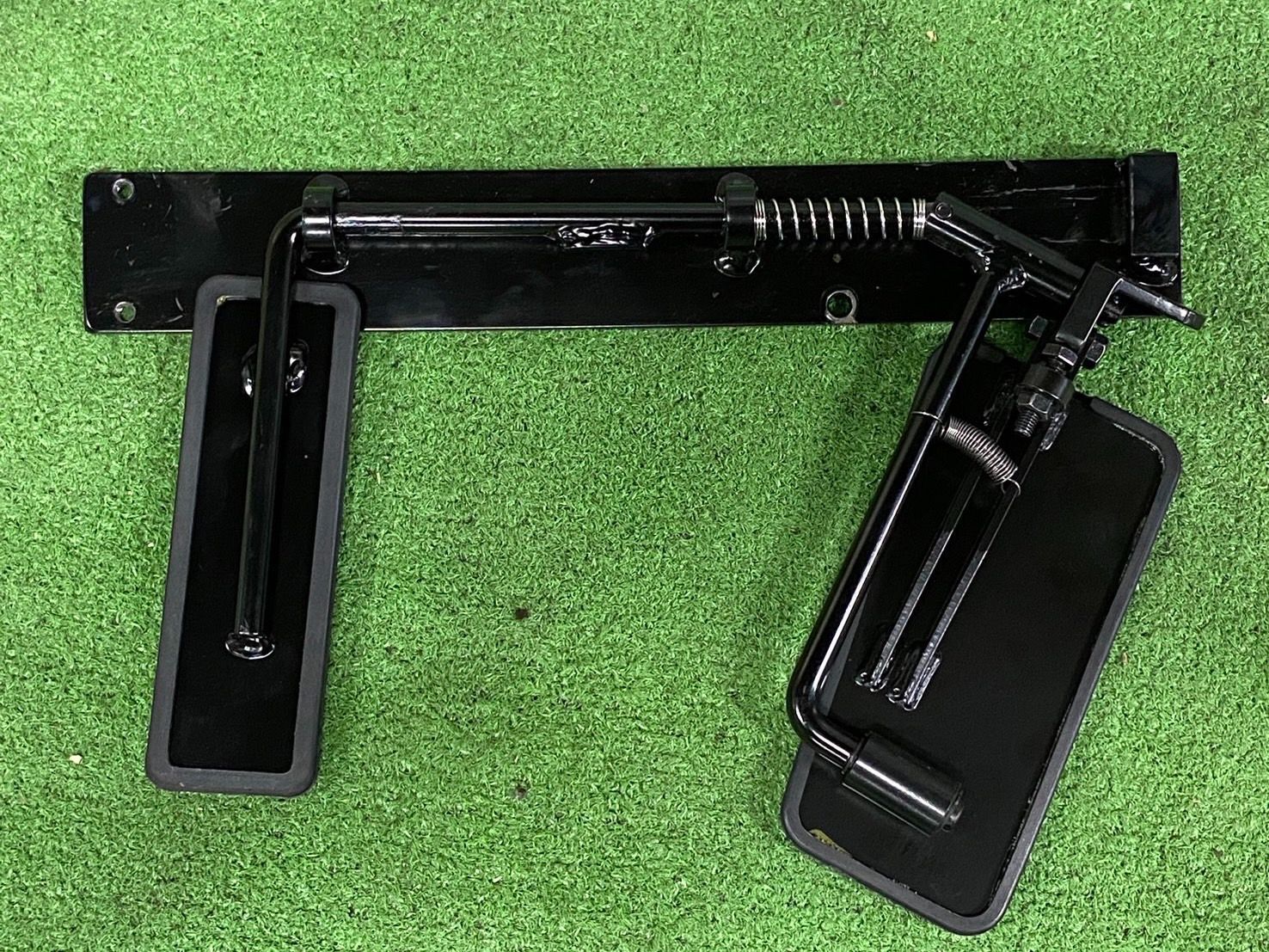 左足用ブレーキ