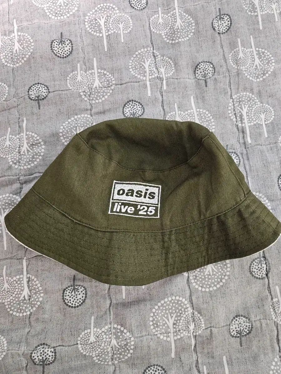 オアシス Oasis Live ' 25 リバーシブル バケットハット - メルカリ