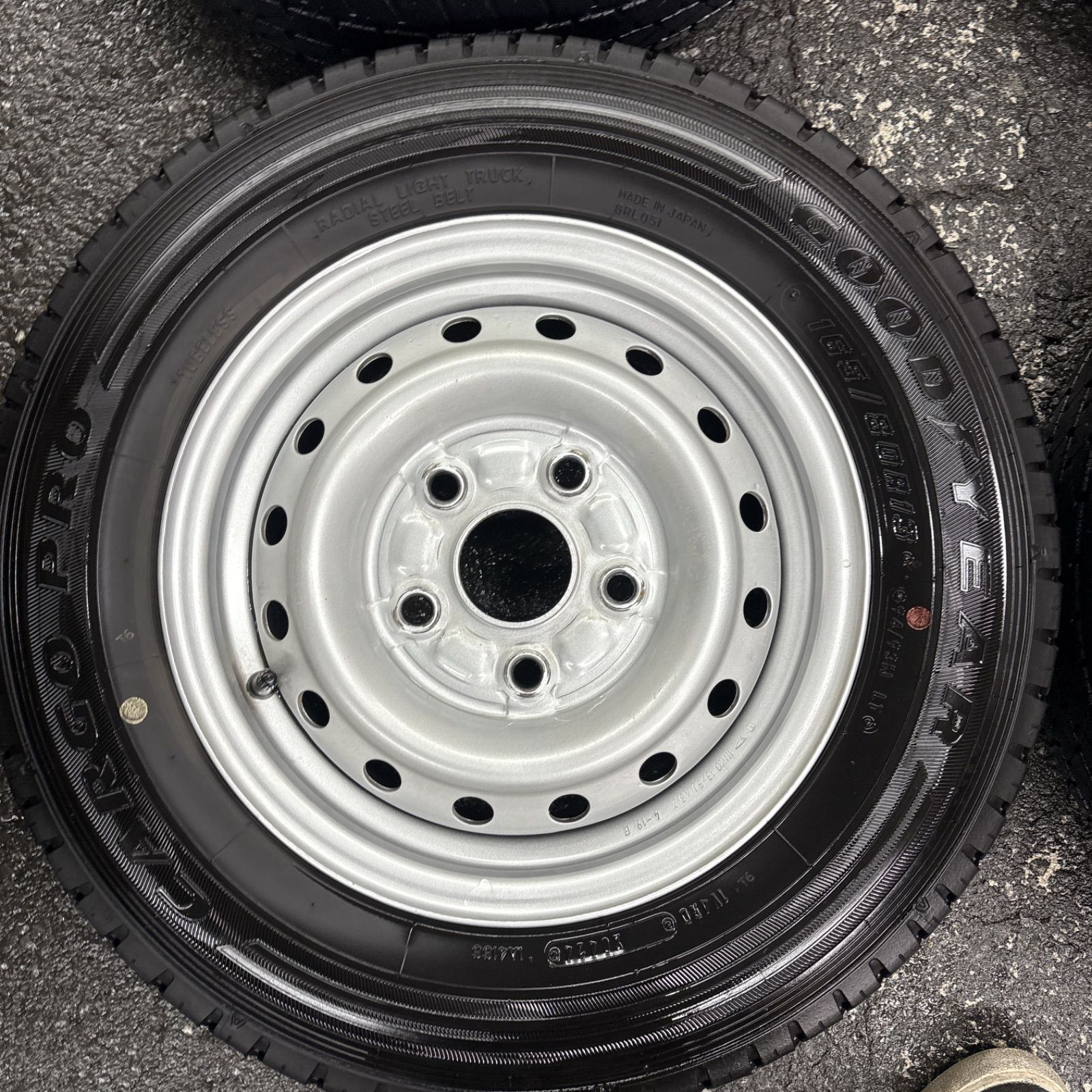 送料無料 トヨタ