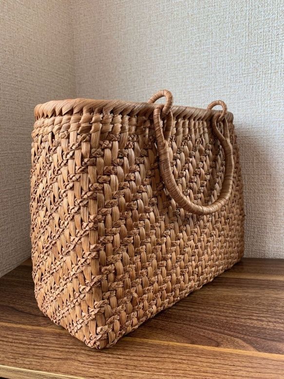 山葡萄 山葡萄かごバッグ 手作り 籠バッグ 内布あり 三つ編み (約)幅32  