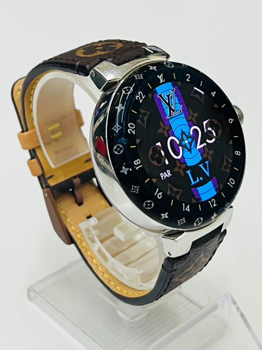 新品未使用 ルイヴィトン スマートウォッチ V3 付属有 タンブールホライゾン 2023年 louis vuitton スマートウォッチ タンブール ホライゾン