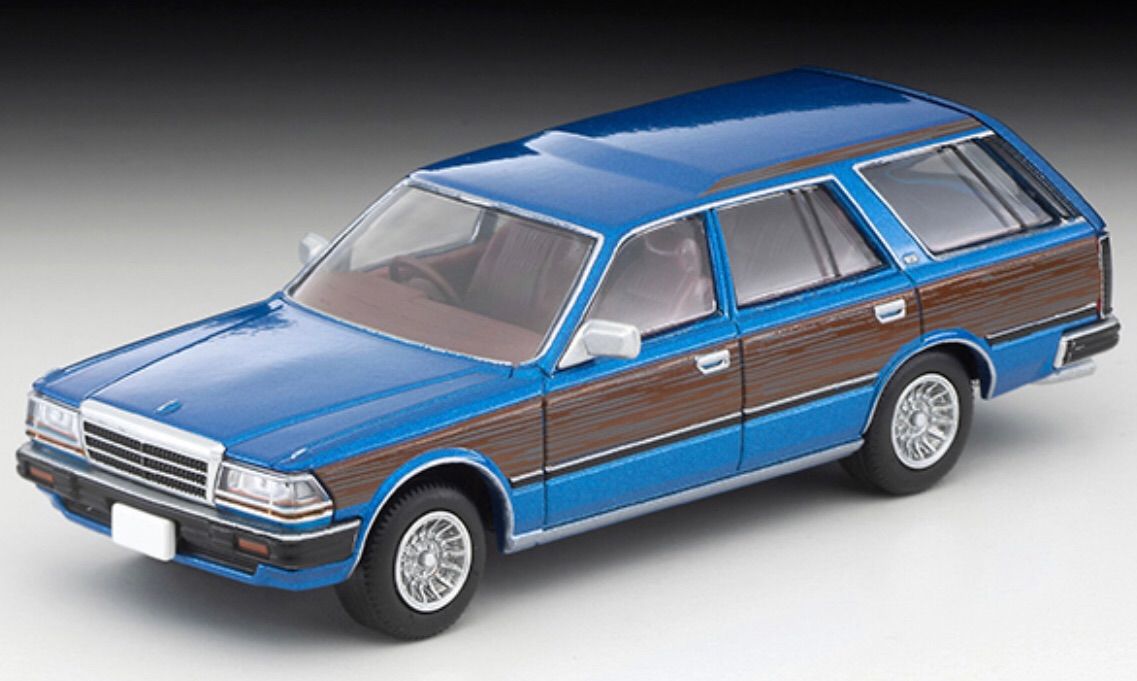 トミカリミテッドヴィンテージ LV-N244a 日産 グロリアワゴン