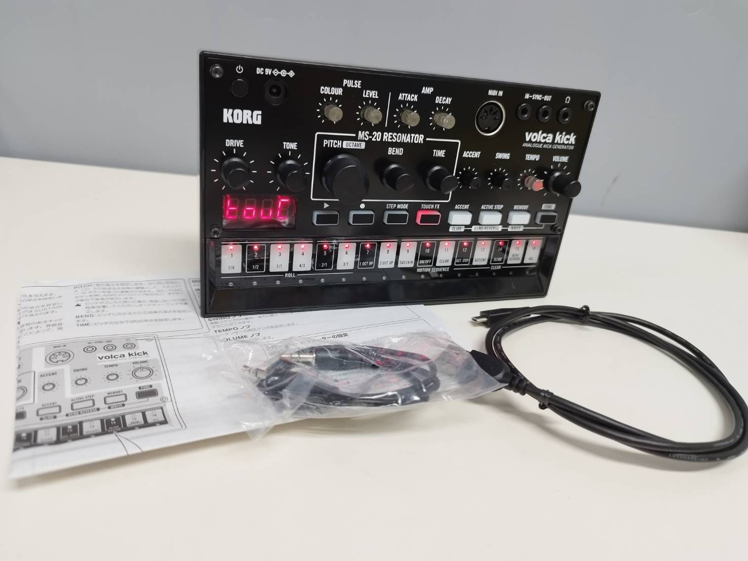 KORG volca kick アナログキックジェネレーター 純正アダプタ付き KORG