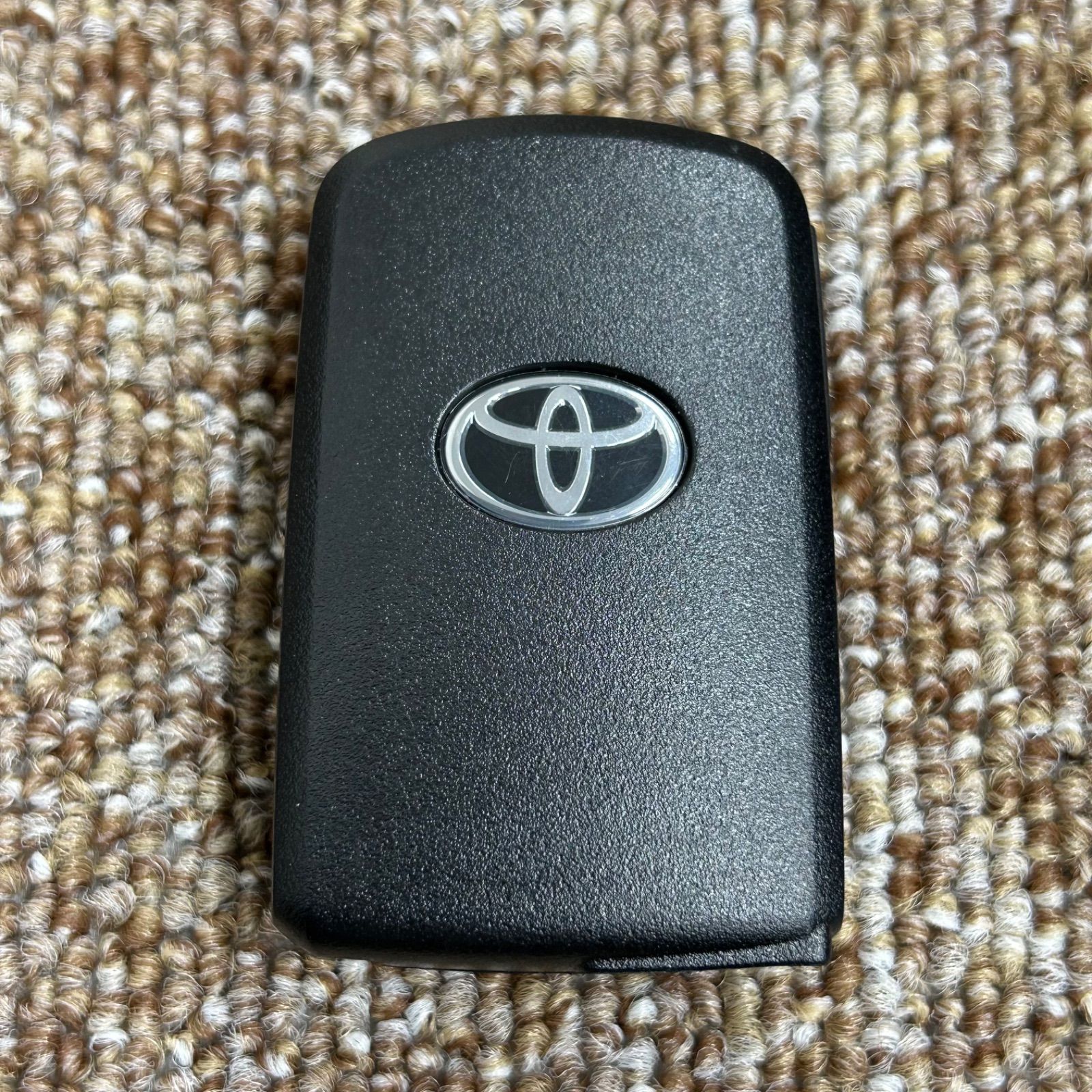 トヨタ スマートキー ハイブリッド　4ボタン 2個セット　007-AC0146 トヨタ スマートキー 4ボタン 2個セット 007-AC0146