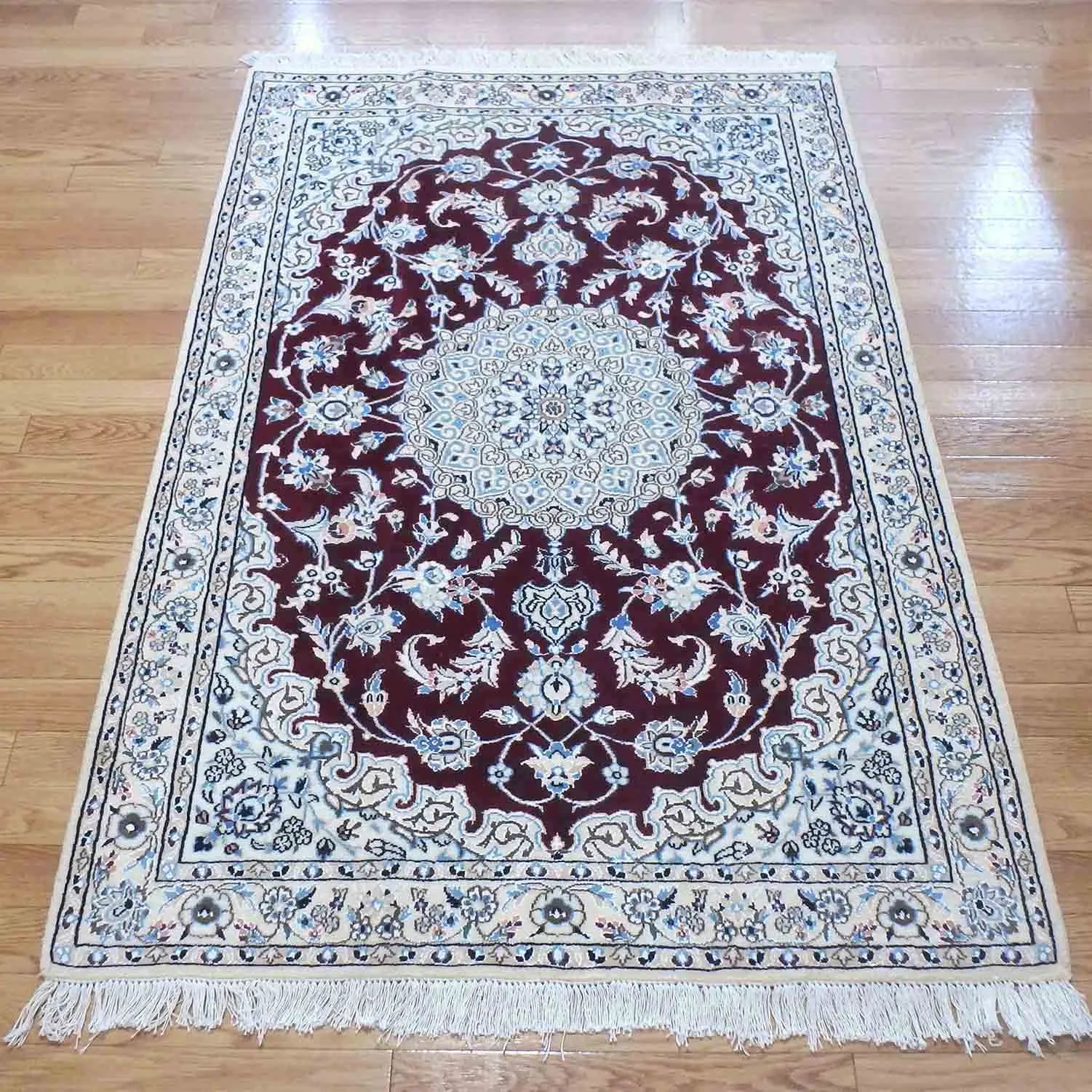 ペルシャ絨毯 ナイン産 (9La) ラグ サイズ115×182cm mcph-na-d44b