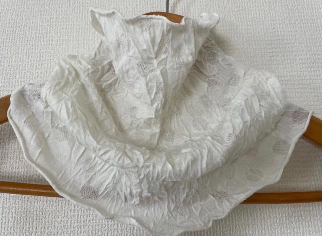 ホワイトドット&クシクシュシングルウェーブ手作りネックウォーマー  