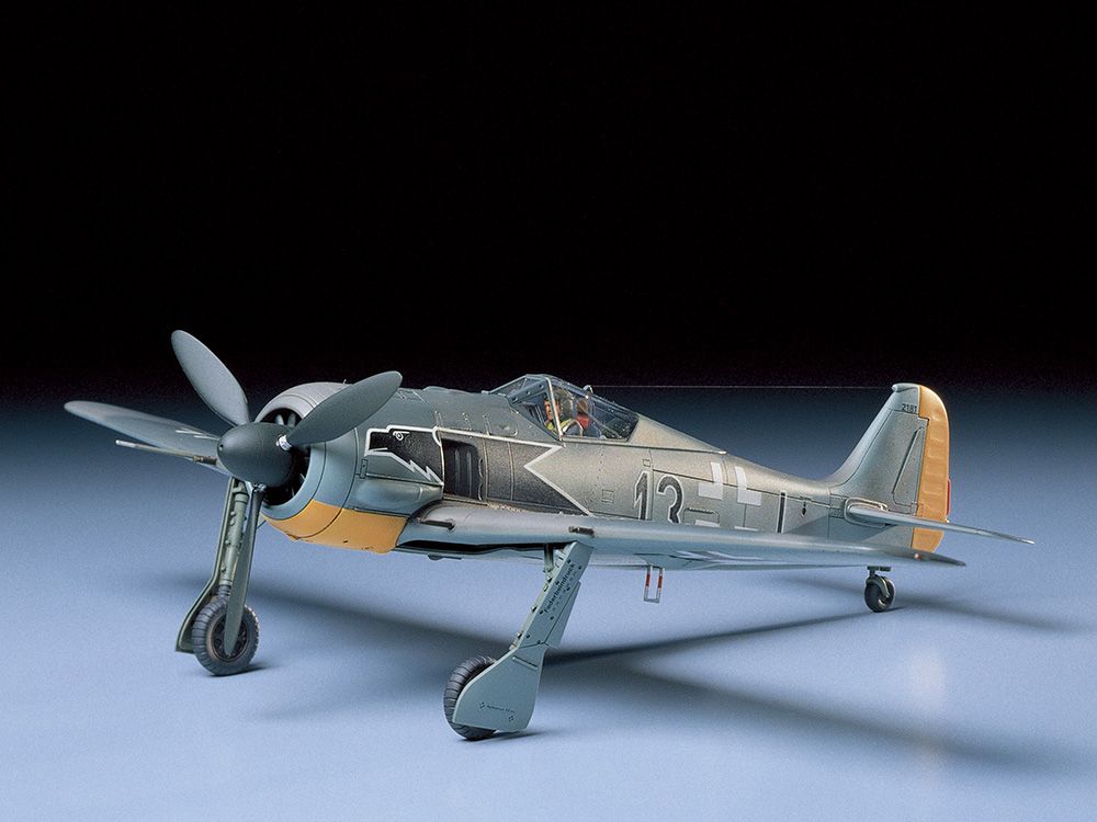 61037 1/48 フォッケウルフFW190A-3