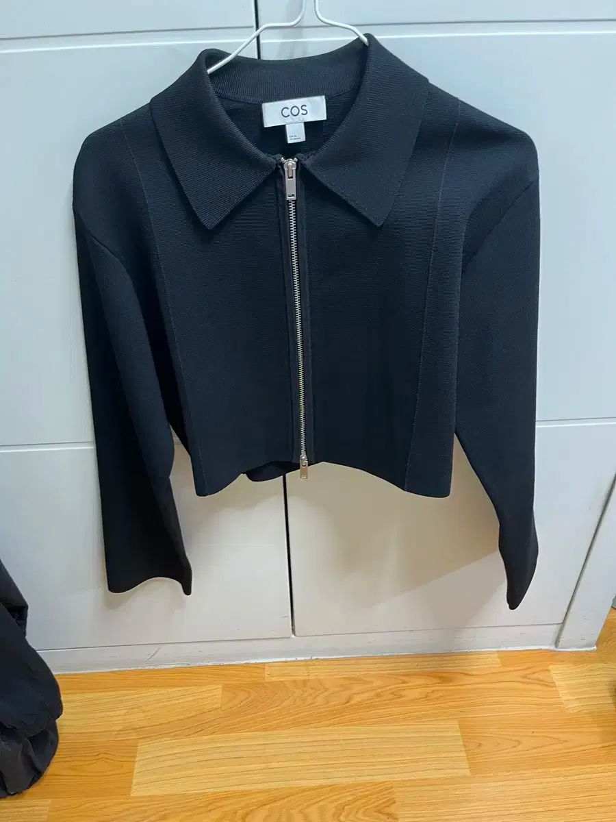 cos ジャケット