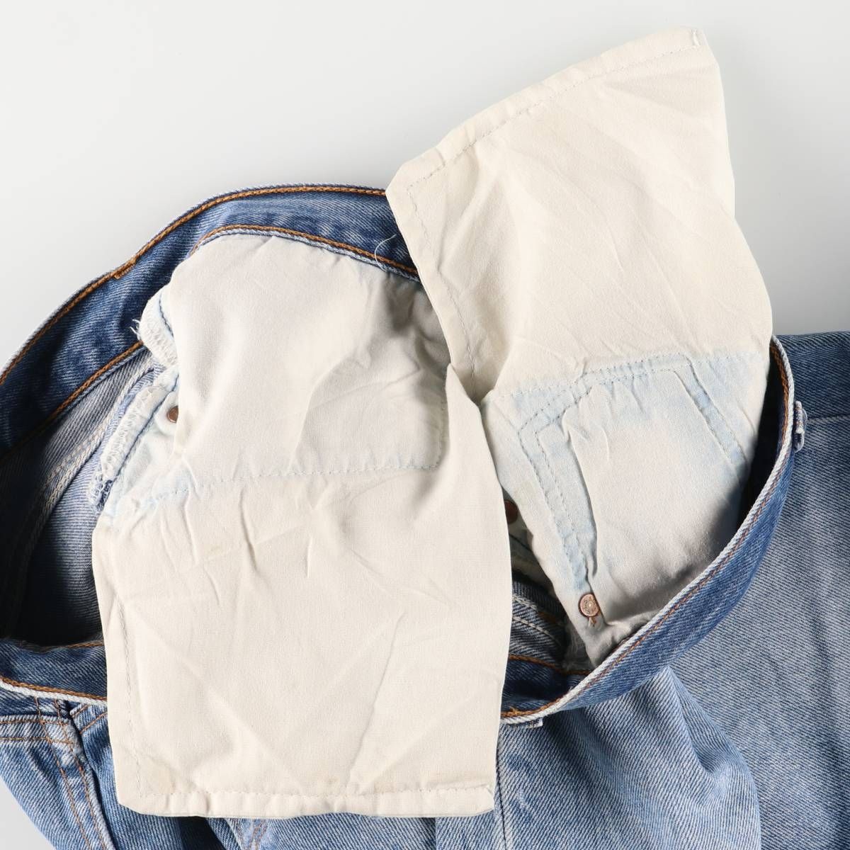 リーバイス Levi