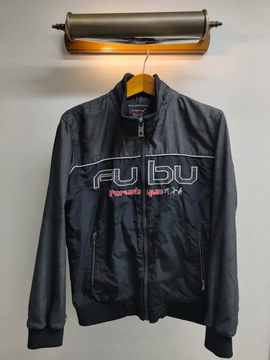 L ） FUBU FUBU(フブ) オールドスクール ブラック/ブルー/ナイロン ブルゾン 出品