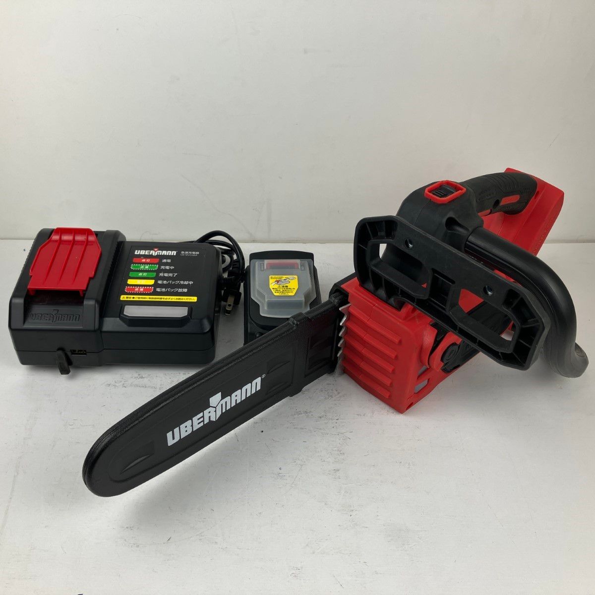 ЗЗUBERMANN 18v 250mm 充電式チェーンソー バッテリーx1 充電器 ケース付 UB18VCBLBFS250