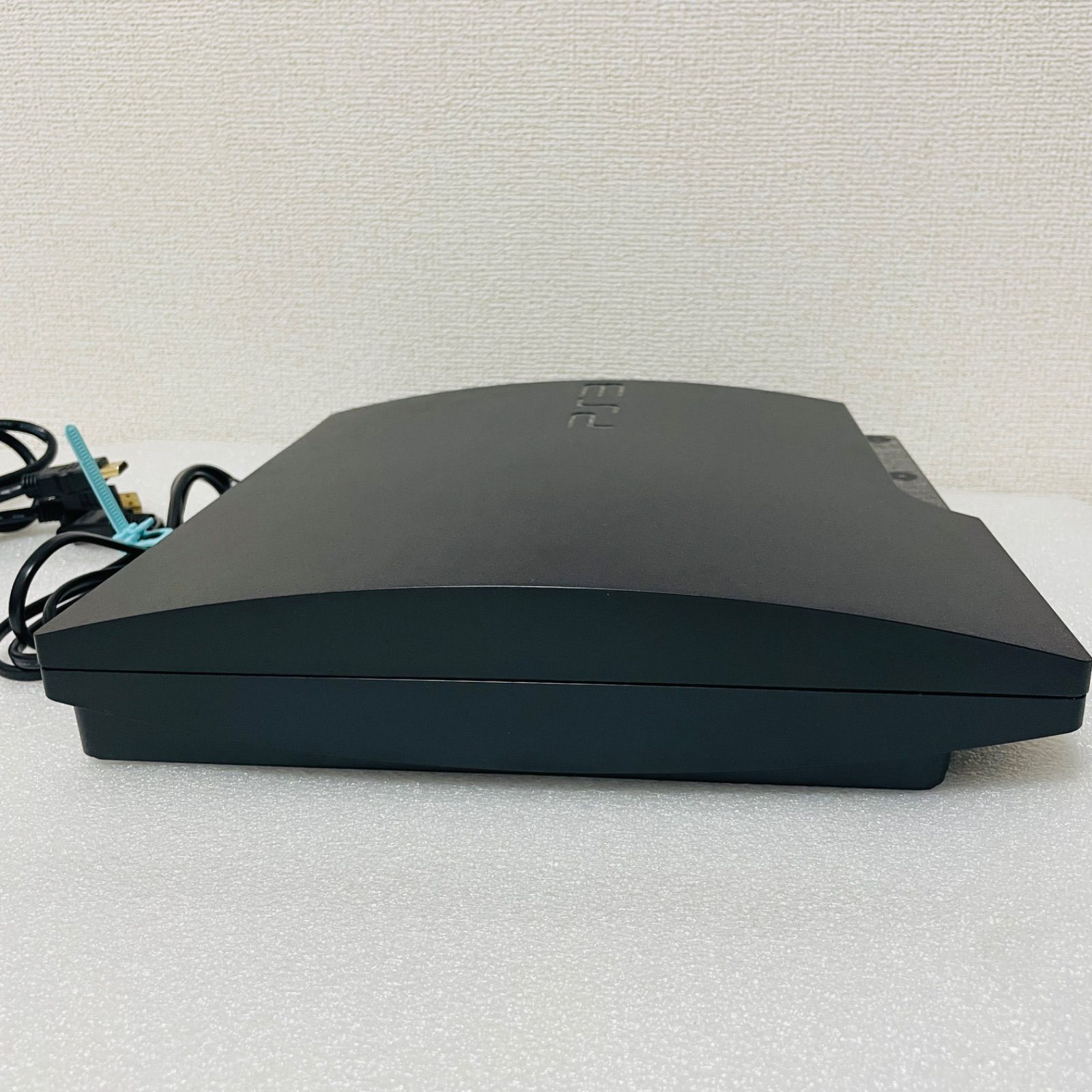 PS3本体CECH-3000B＋ソフト８本＋コントローラ HORIPAD３TURBO
