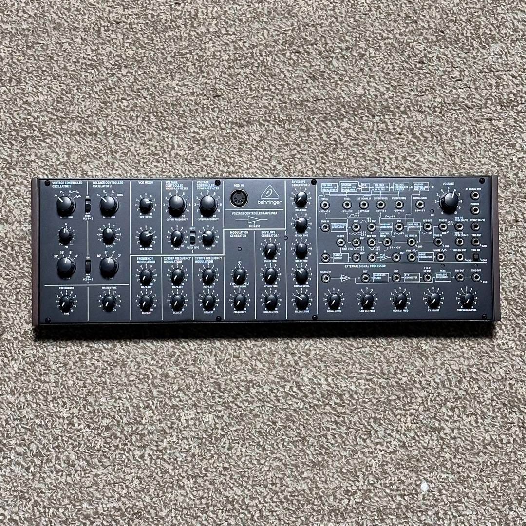 未使用品！Behringer K-2 MKII　アナログシンセサイザー アウトレット品】Behringer K-2 MKII アナログシンセサイザー