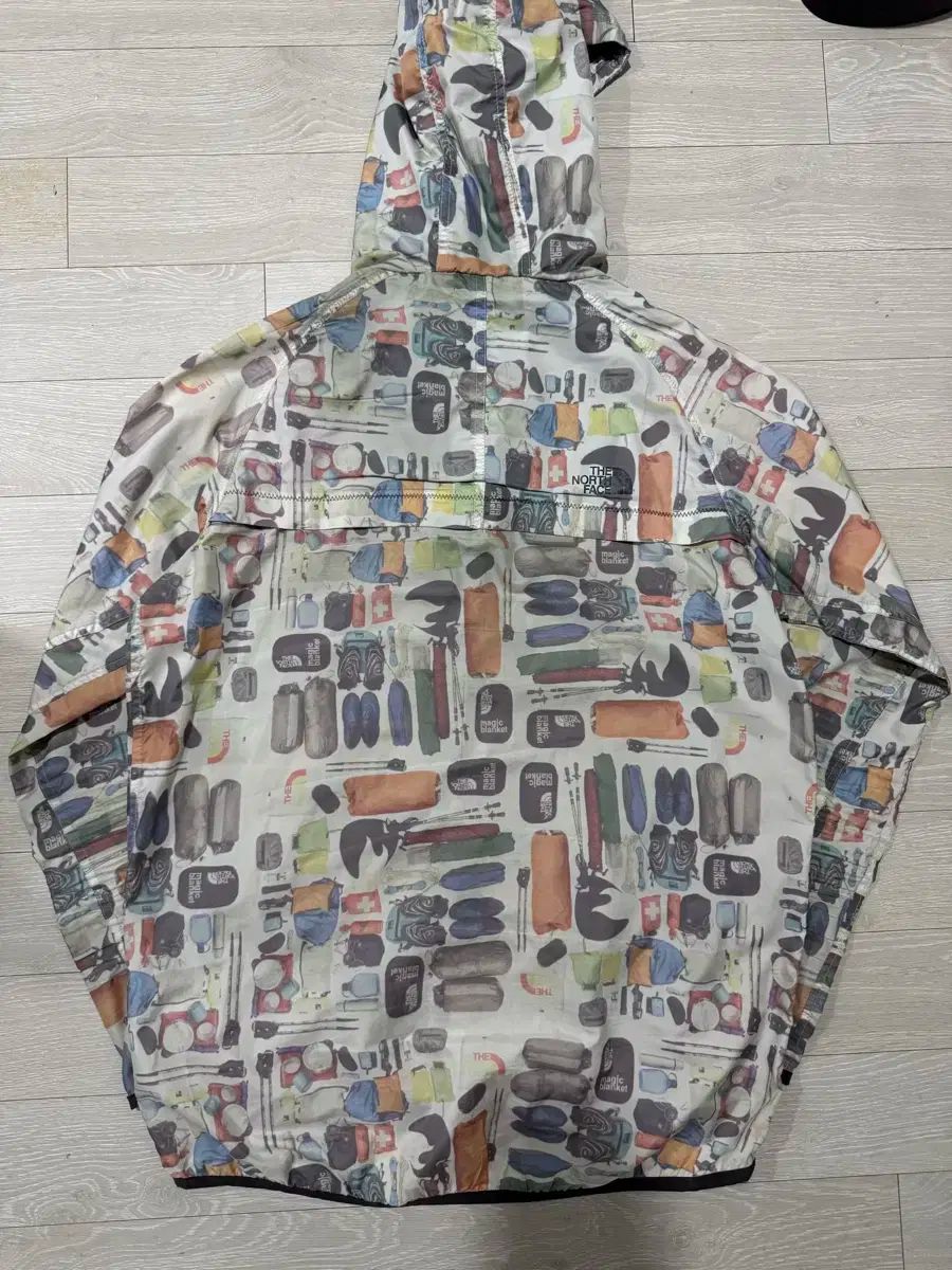 NORTH FACE