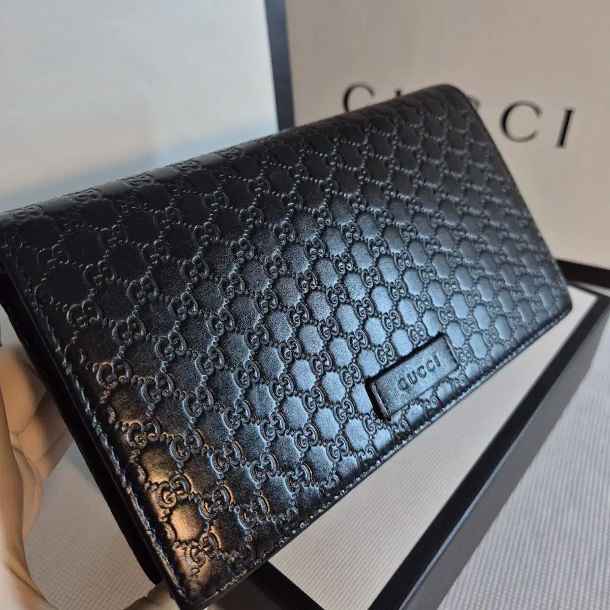 GUCCI グッチ