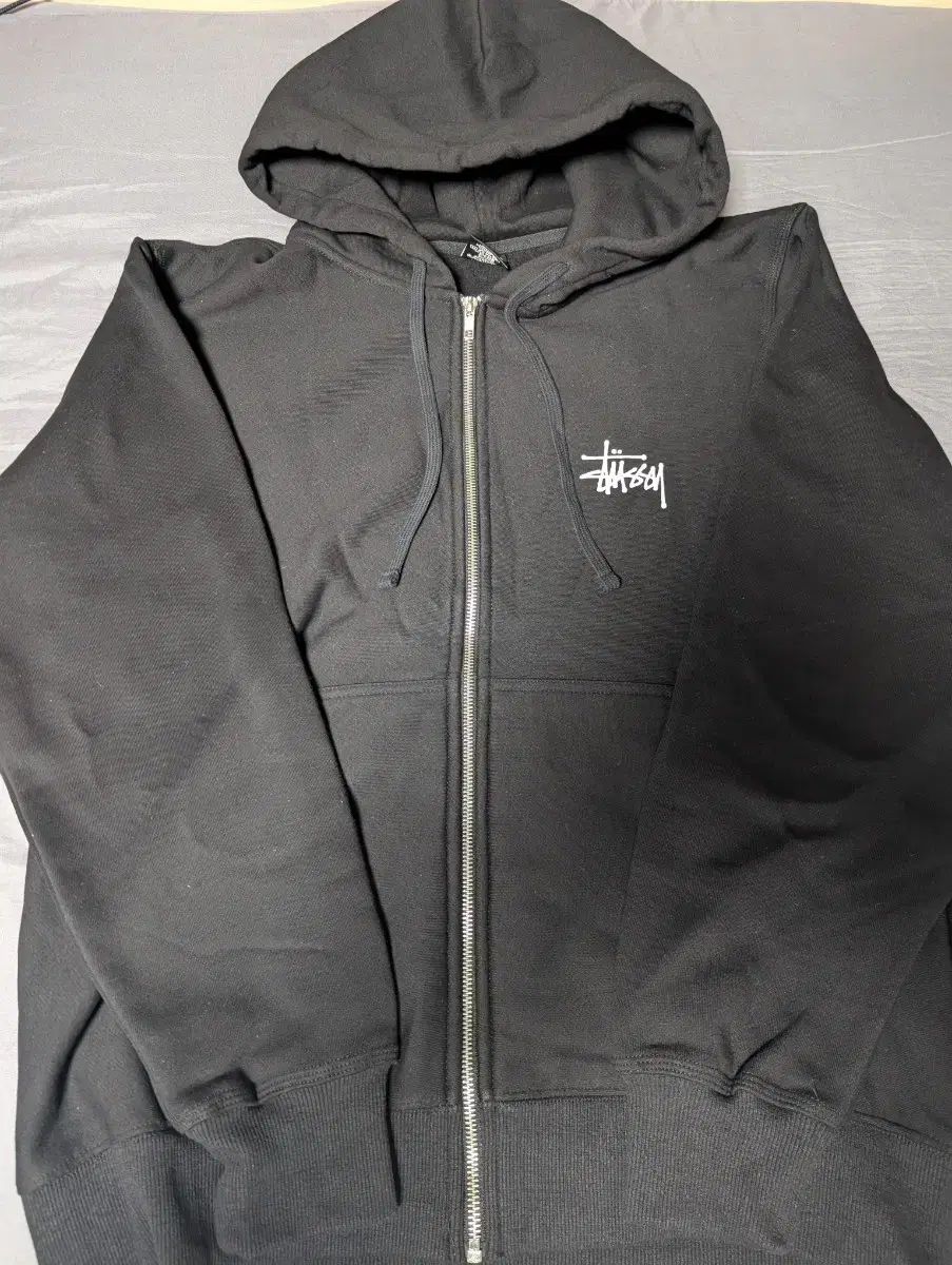 STUSSY ステューシー ベーシック フード付き ジップアップパーカー 黒 L