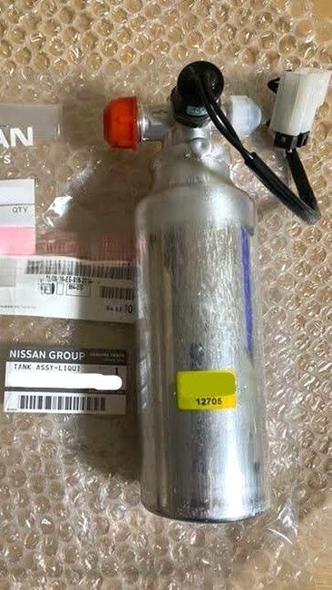 ○未使用 日産 R32 HCR32 HNR32 スカイライン 純正 エアコン コンデンサー リキッドタンク ASSY NISSAN Tank  assembly, liquid - メルカリ