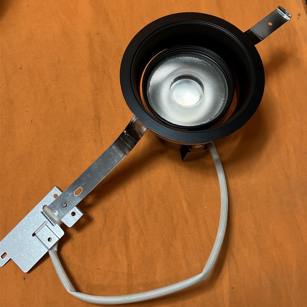 電球色