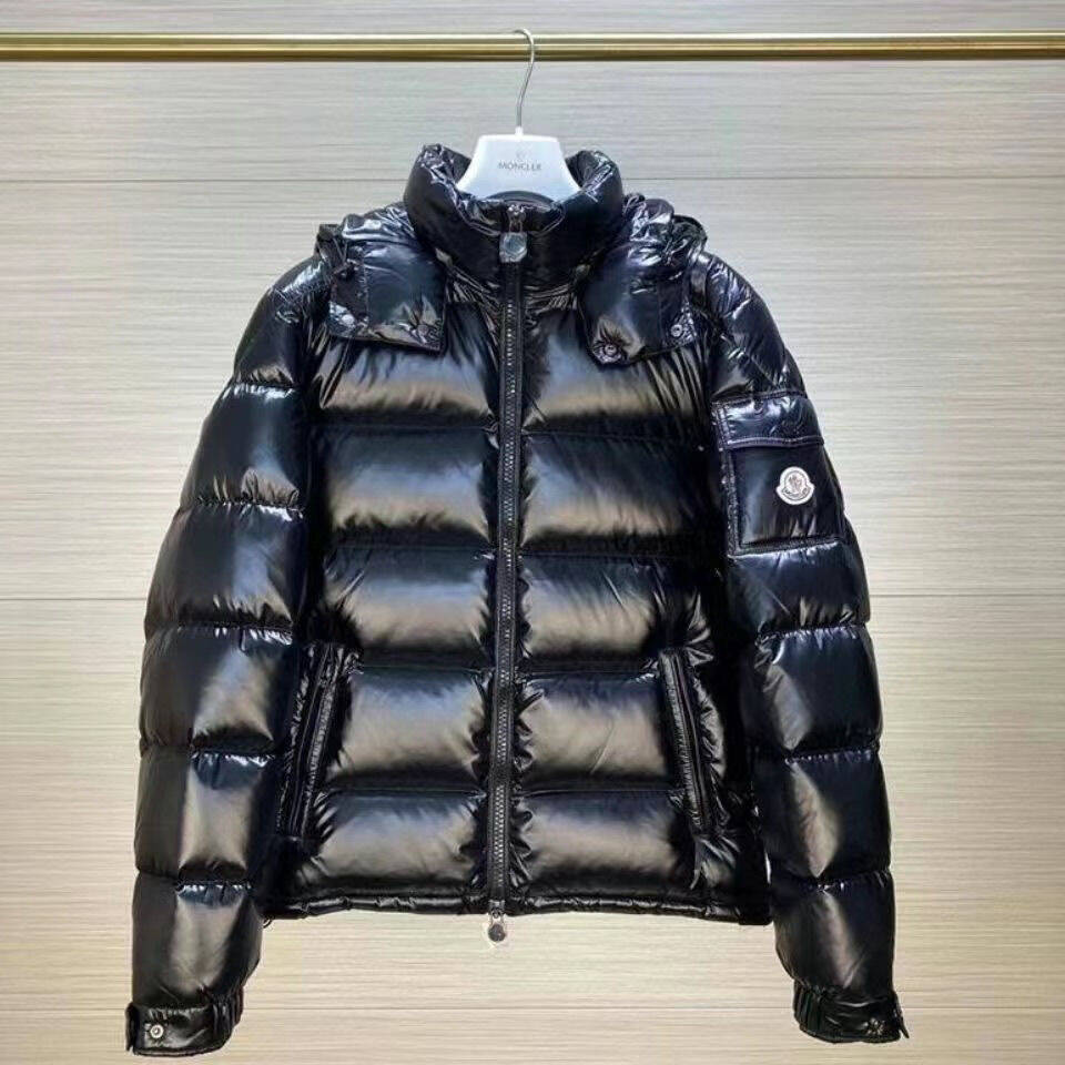 【新品未使用】 MONCLER   モンクレール    黒   ダウンジャケット  男女同型