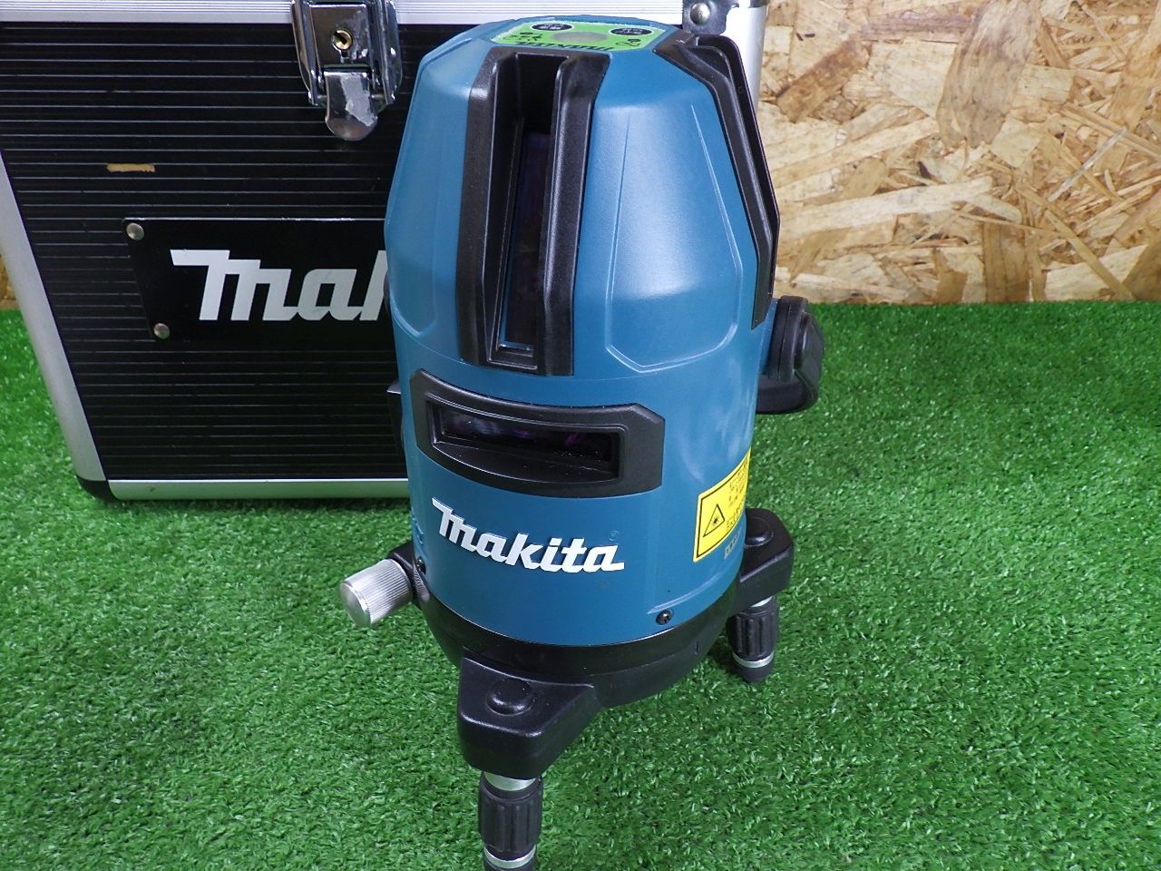 人気です マキタ マキタ 充電式屋内 屋外兼用墨出し器 CXTシンプルレーザー SK20GD 電池アダプター 受光器 品