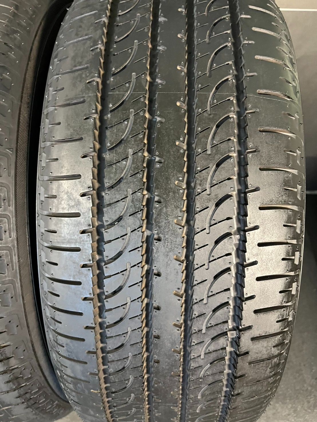 ①注意イボ残り　新車外しヨコハマ ジオランダー　225/55R18 ①注意イボ残り 新車外しヨコハマ ジオランダー 225/55R18 ①